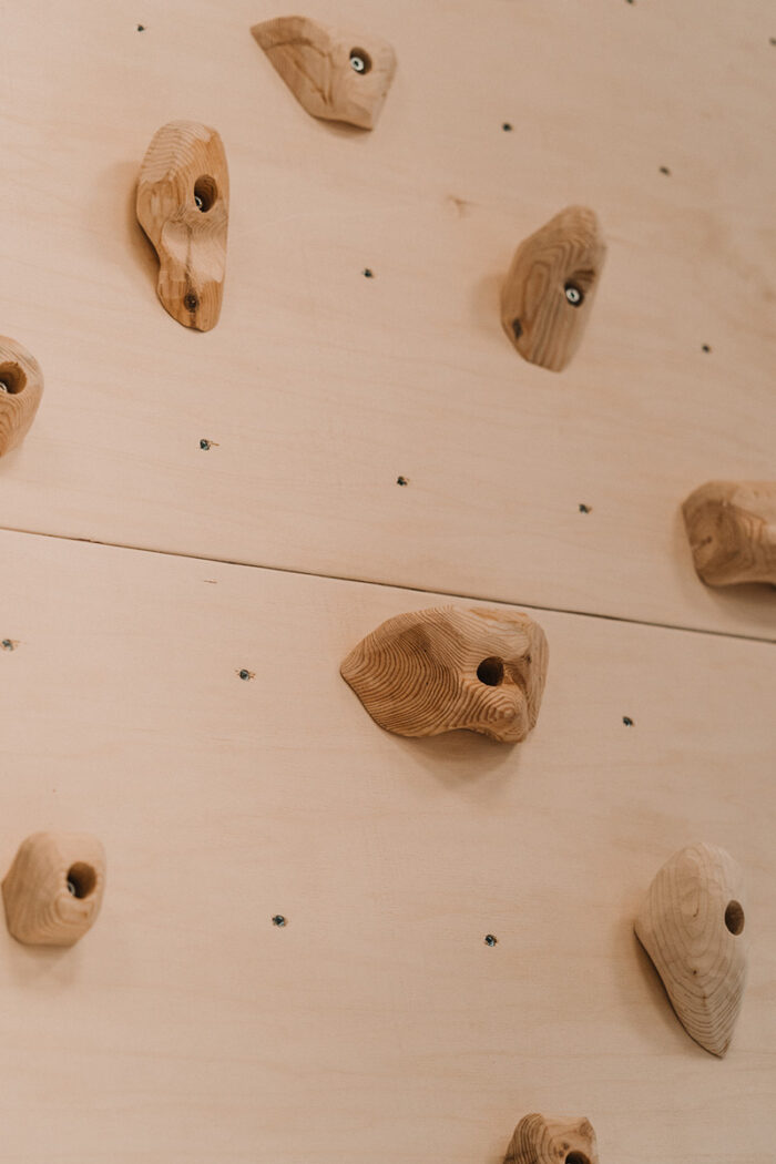 Wooden climbing holds – set of 12. - Image 12